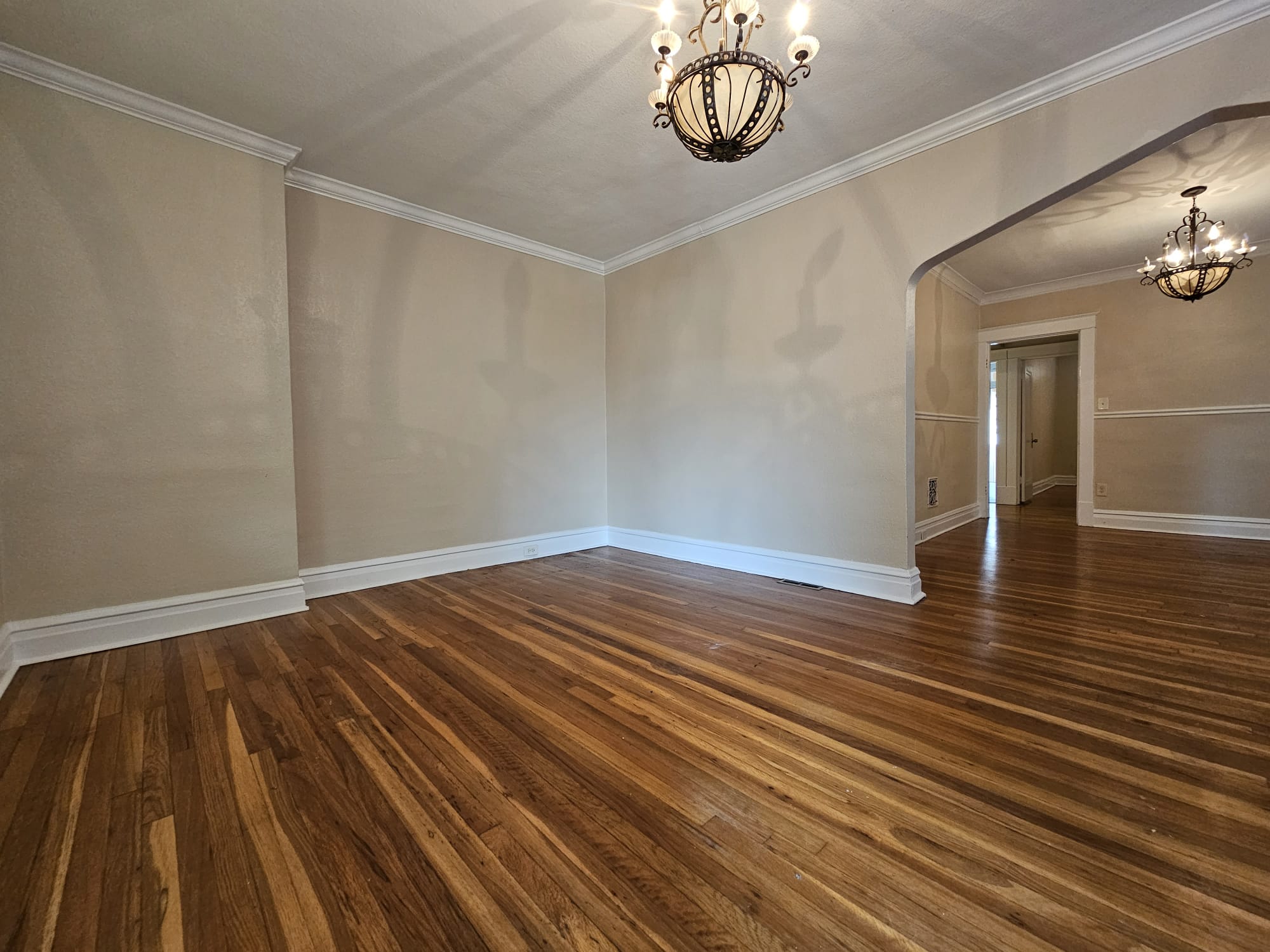 5065 Lindenwood Avenue - 1F