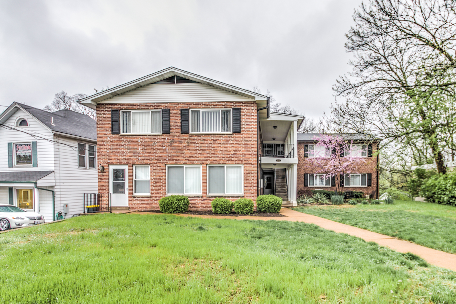 7848 Big Bend Boulevard - 5