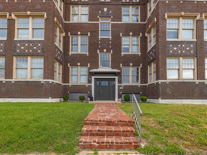 5855 Washington Boulevard - 3C