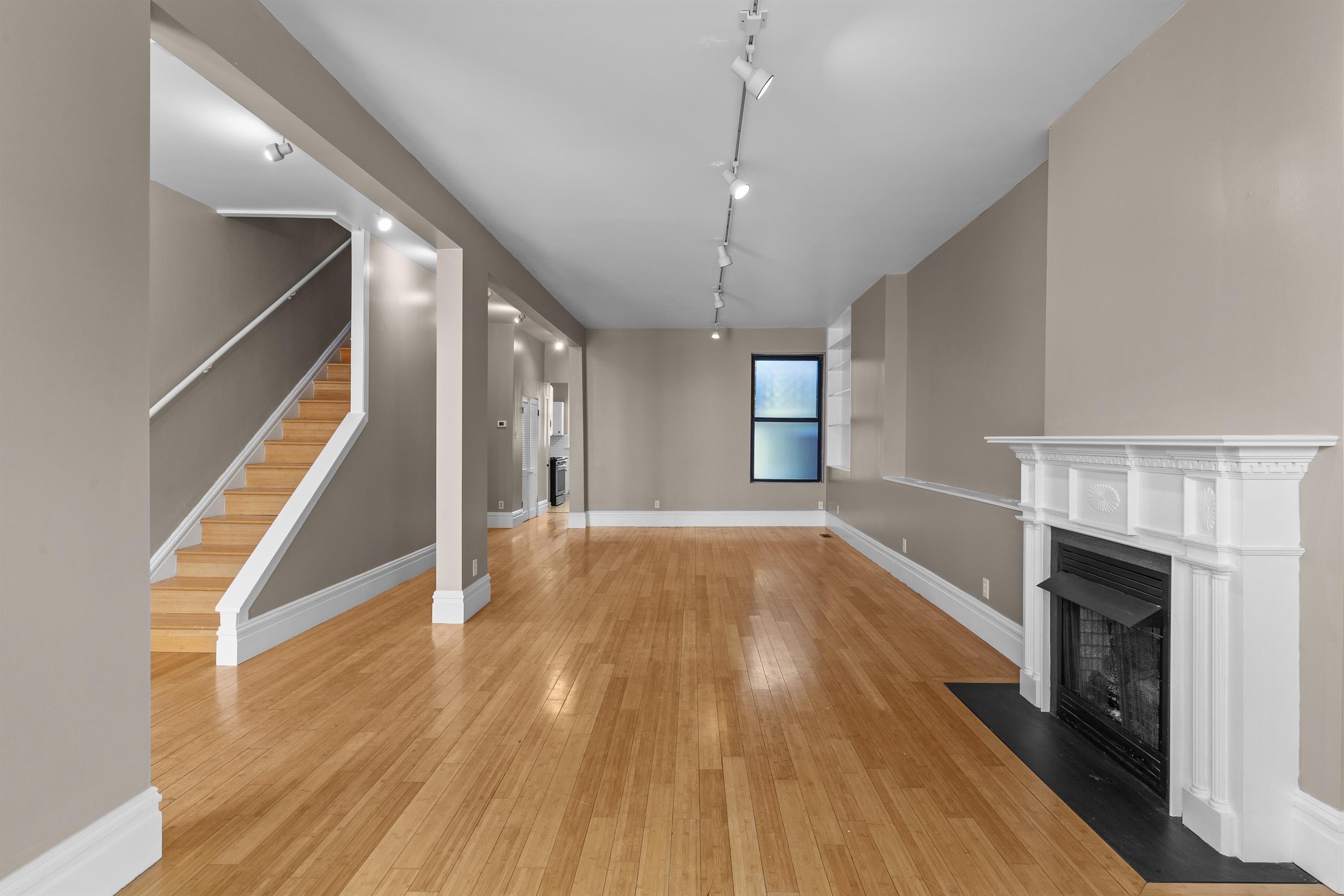 4133 Laclede Avenue - 1