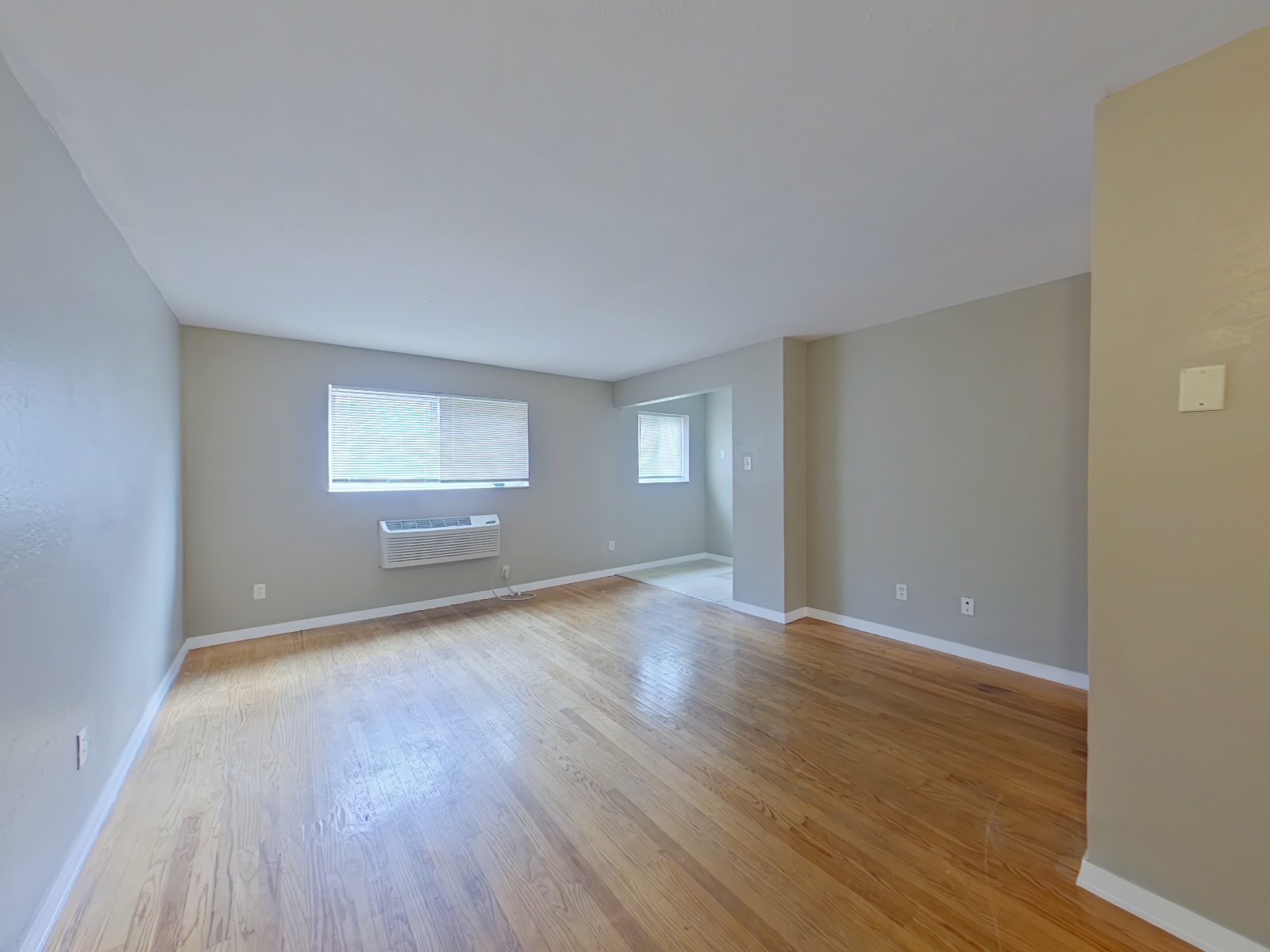 3021 Pestalozzi Street - 108